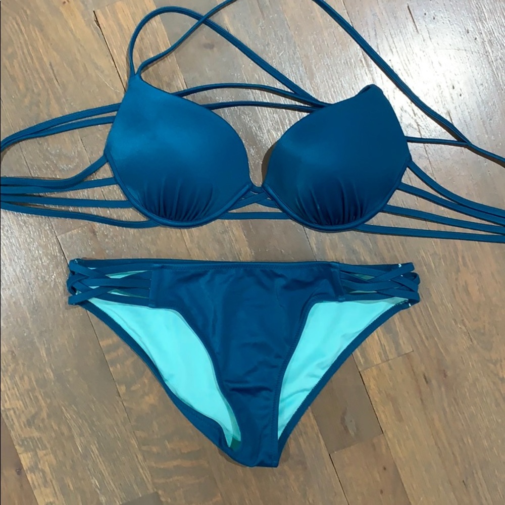 Blue shade and short bikini